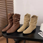 Botas camperas de ante de media caña con boca en V - vista 4