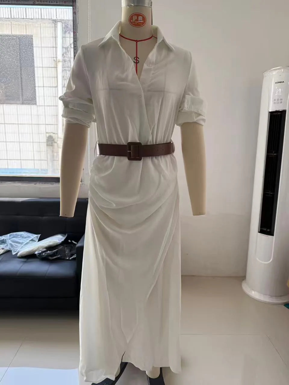 Vestido asimétrico fruncido con cinturón a juego - vista 5