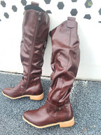 Botas altas de ante con tacón bajo y cremallera lateral - vista 13