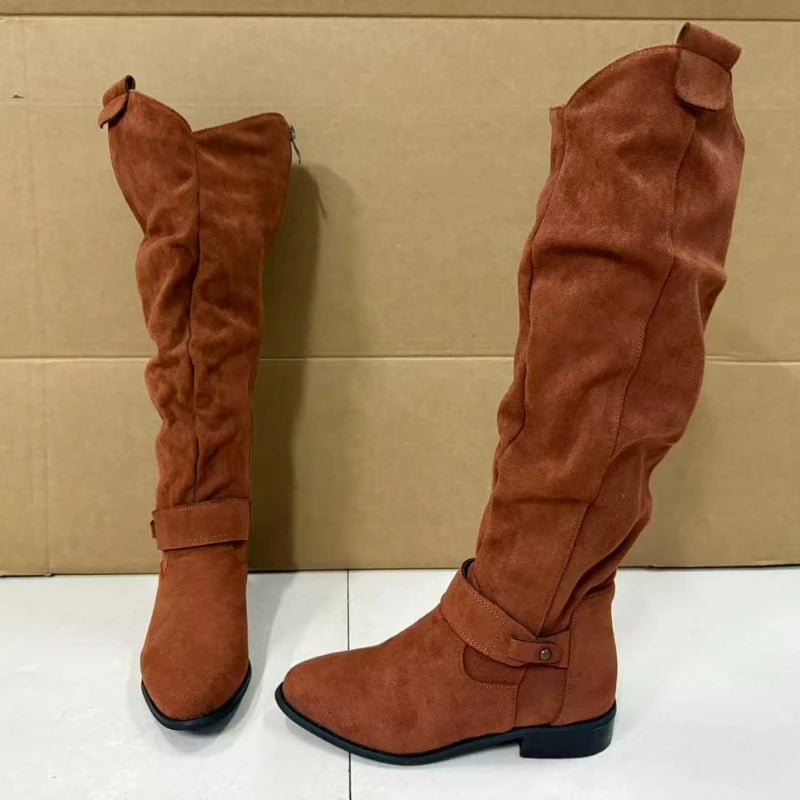Botas altas de ante con tacón bajo y cremallera lateral - vista 12