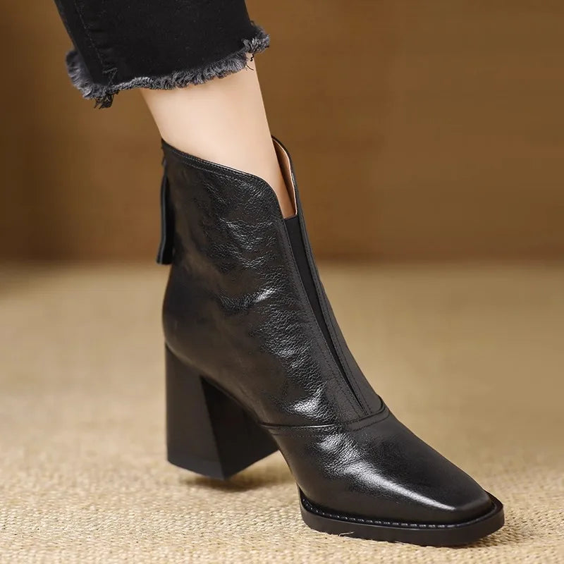 Botines de piel auténtica con tacón de madera y punta cuadrada - vista 7