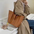Bolso tote vintage con neceser