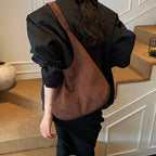 Bolso hobo de piel sintética
